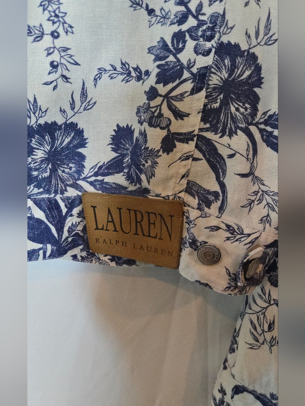 Lauren Ralph Lauren 100% Linen Lightweight White Blue Floral Crop Jacket Medium - Picture 7 of 7